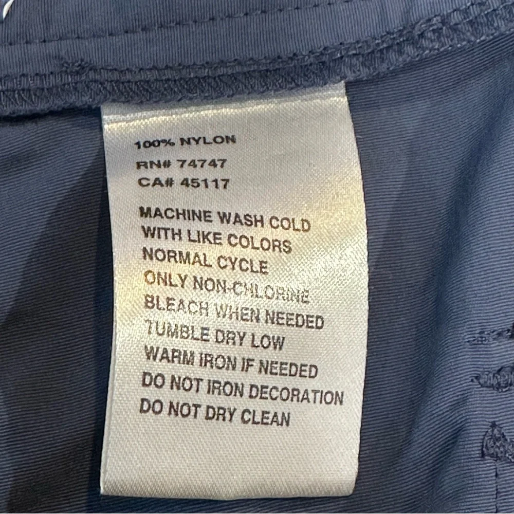 Bass Pro Shops Blue Cargo Shorts with Elastic Waistband waist‎ 48